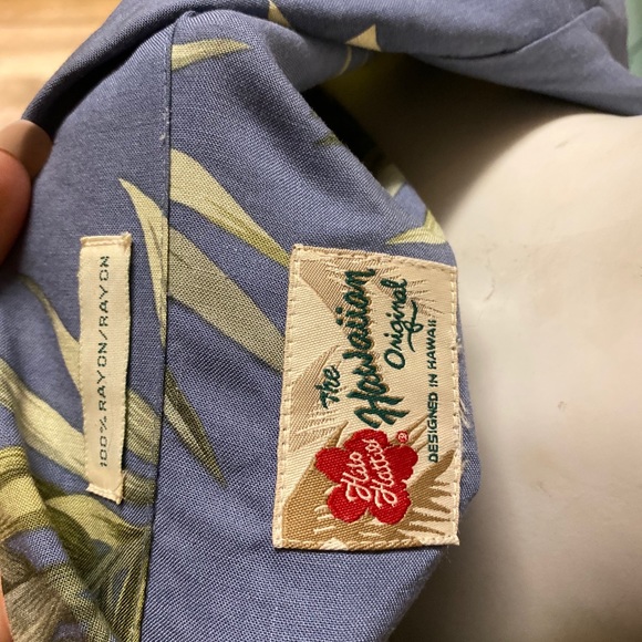 The Hawaiian Original vtg. Hawaiian Shirt - Picture 4 of 6